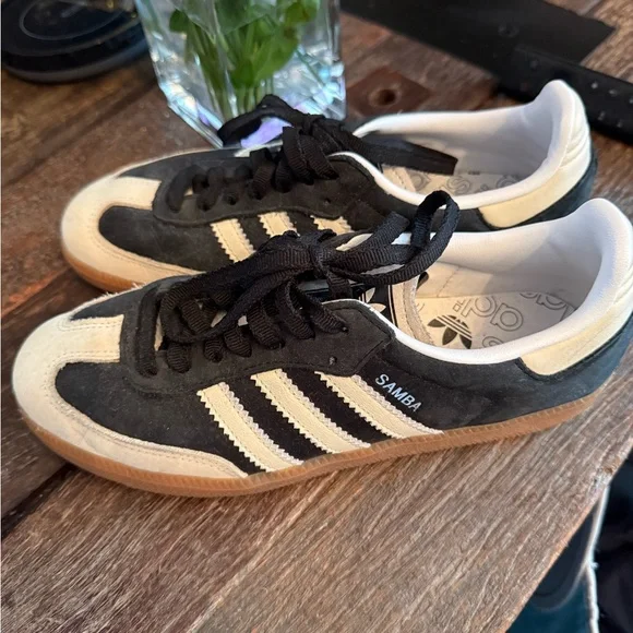Adidas Samba Black and White Trainers - Picture 1 of 6